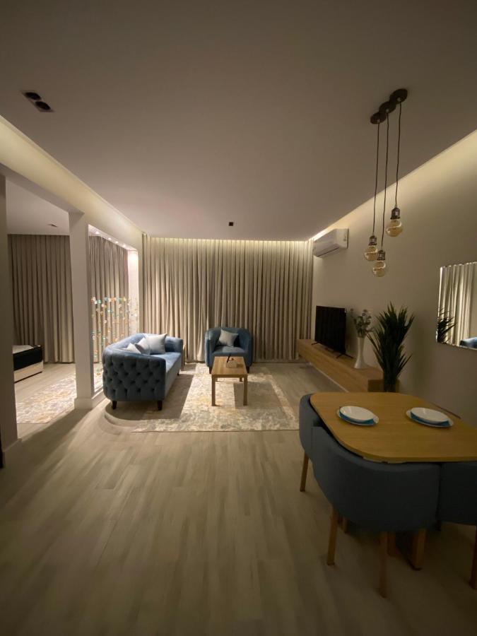 Dh - Studio, Self-entry Apartment